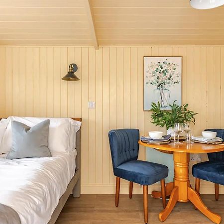 Shepherd'S Hut, 巴斯 外观 照片